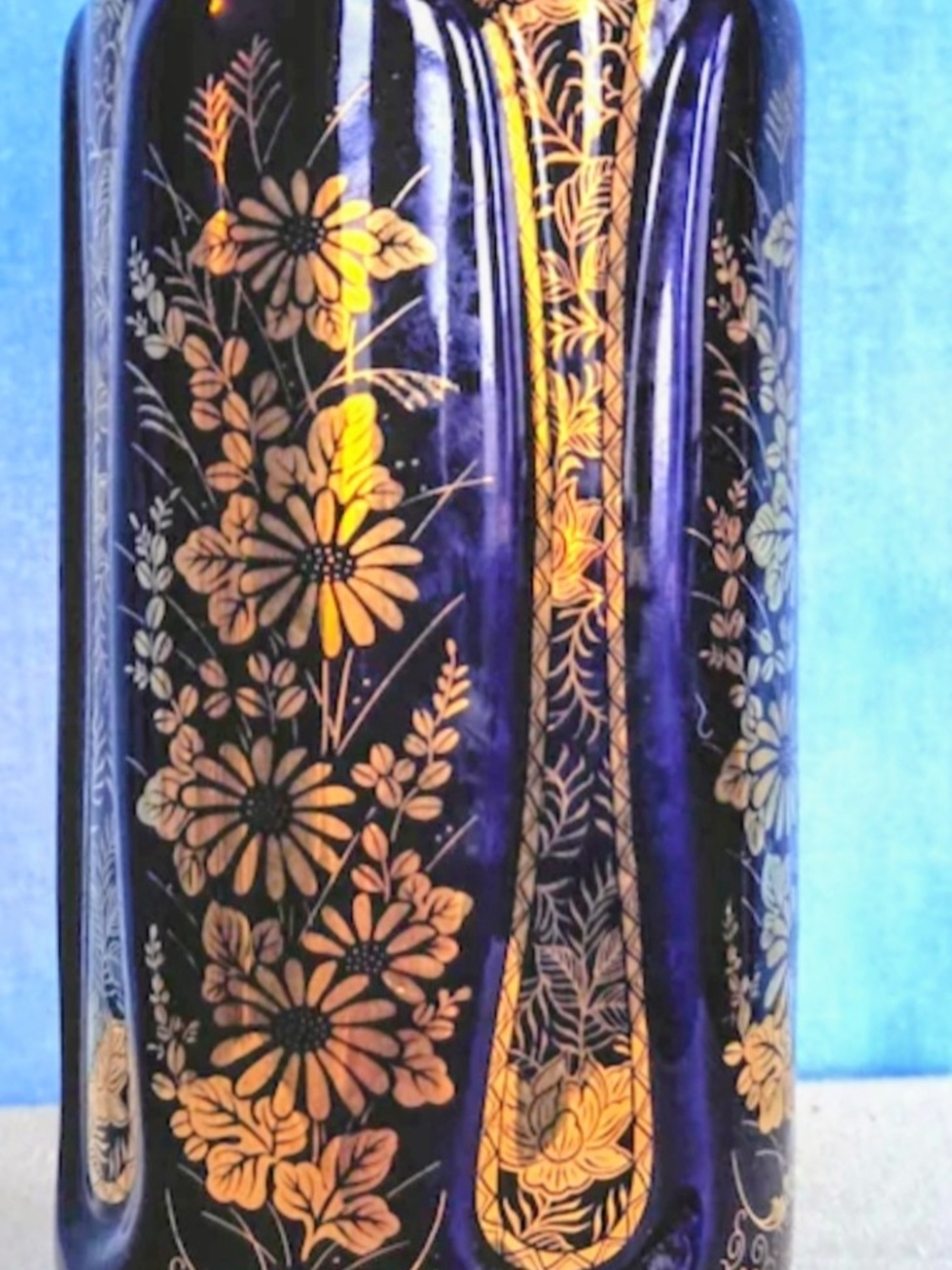 Vintage 1940s Tao Mei Ceramics Japanese Cobalt Blue and Gilt Vase